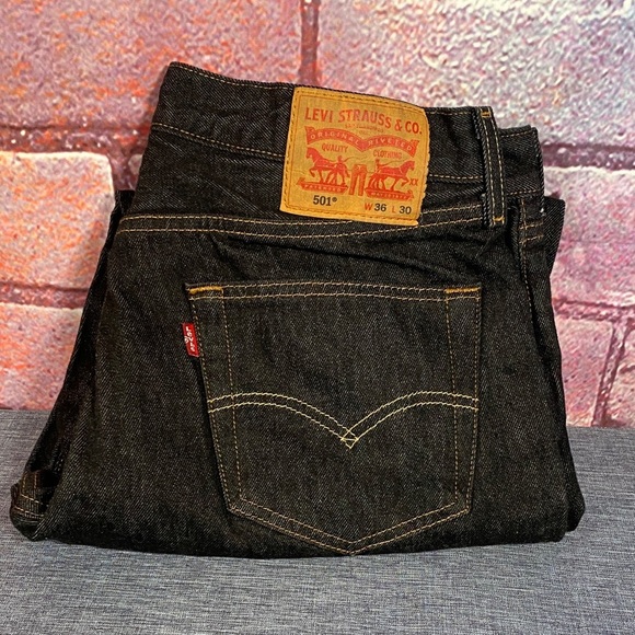 Levi’s 501 Black Denim Jeans Men’s 36x30 Button Fly Straight Leg Classic Vintage - Picture 10 of 10